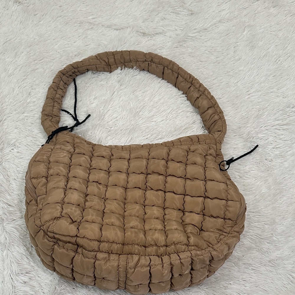🦋 Amazon Quilted Puffer Tote Bag